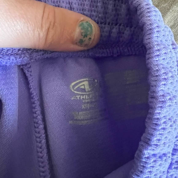 Shorts - Picture 4 of 4